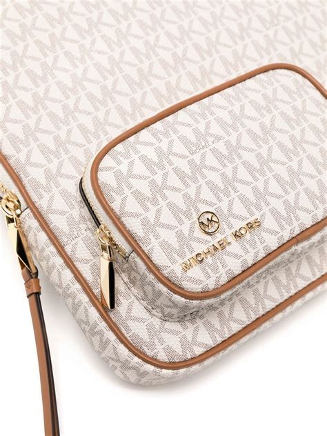 pochette ordinateur michael kors|michael kors pouchette bag.